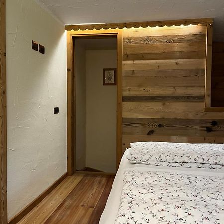 Flora Alpina Apartments-Residenza Verdebjo Gressoney-Saint-Jean Εξωτερικό φωτογραφία