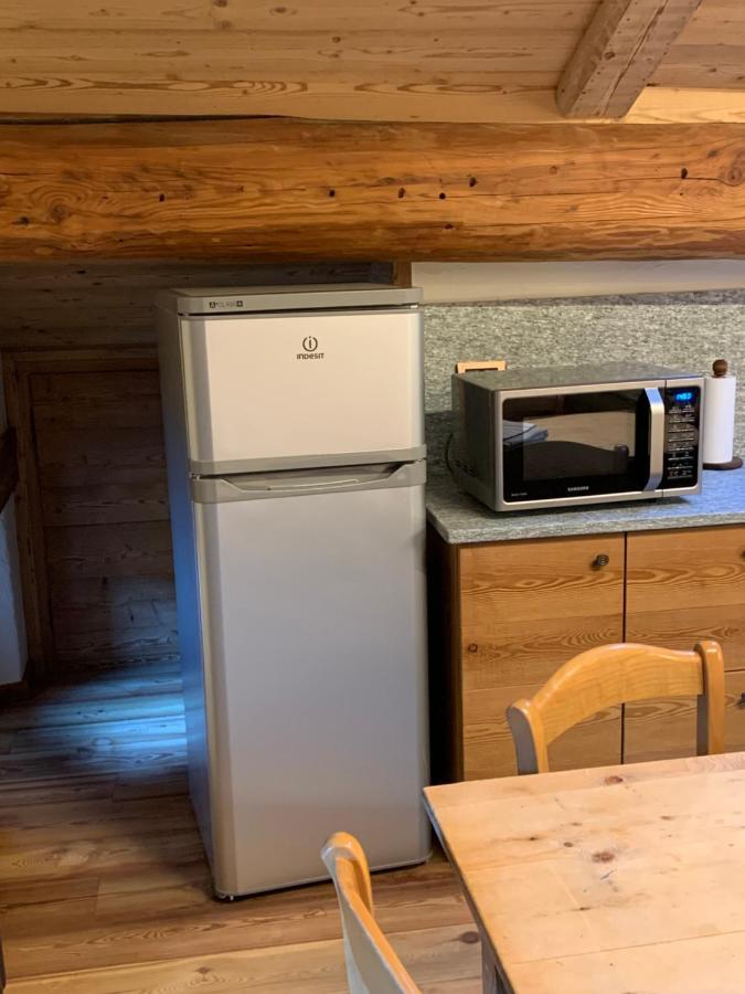 Flora Alpina Apartments-Residenza Verdebjo Gressoney-Saint-Jean Εξωτερικό φωτογραφία