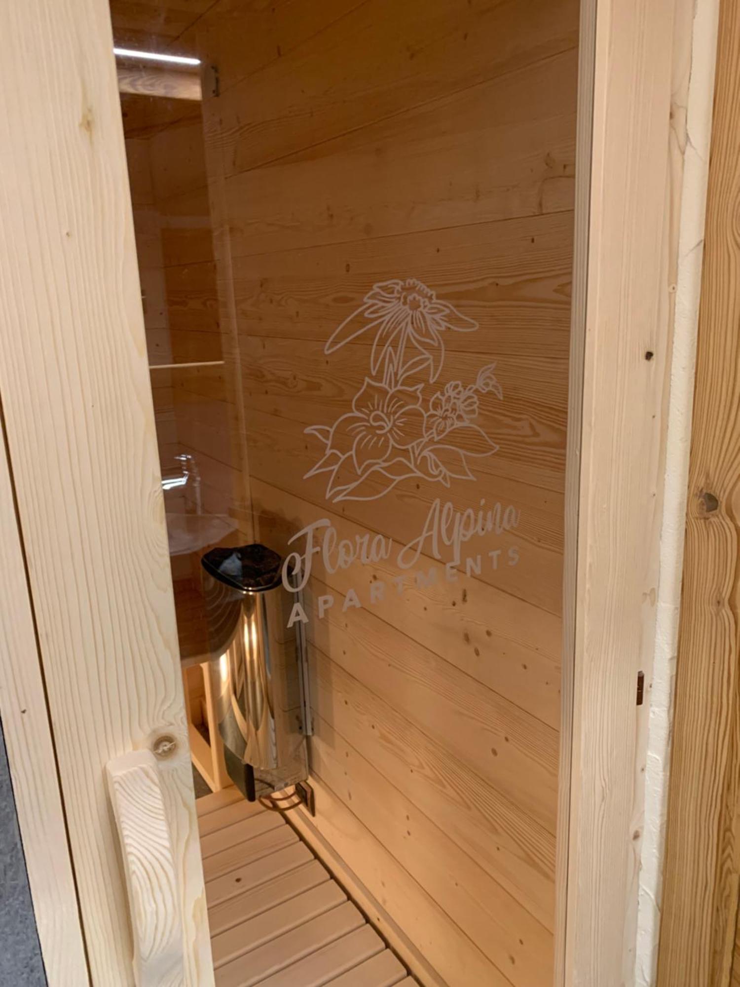 Flora Alpina Apartments-Residenza Verdebjo Gressoney-Saint-Jean Εξωτερικό φωτογραφία