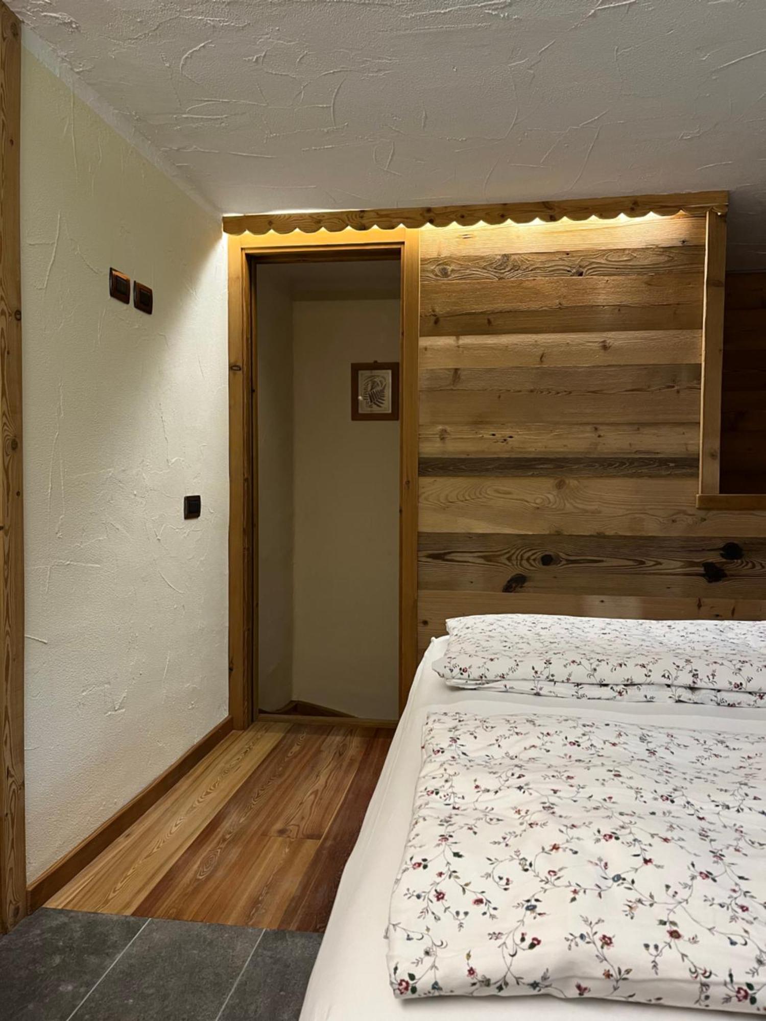 Flora Alpina Apartments-Residenza Verdebjo Gressoney-Saint-Jean Εξωτερικό φωτογραφία