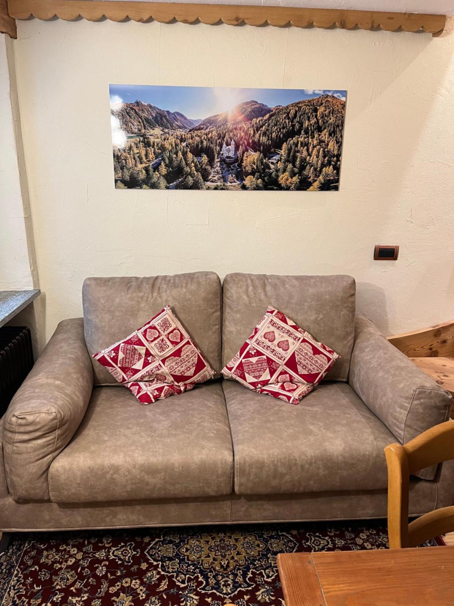 Flora Alpina Apartments-Residenza Verdebjo Gressoney-Saint-Jean Εξωτερικό φωτογραφία